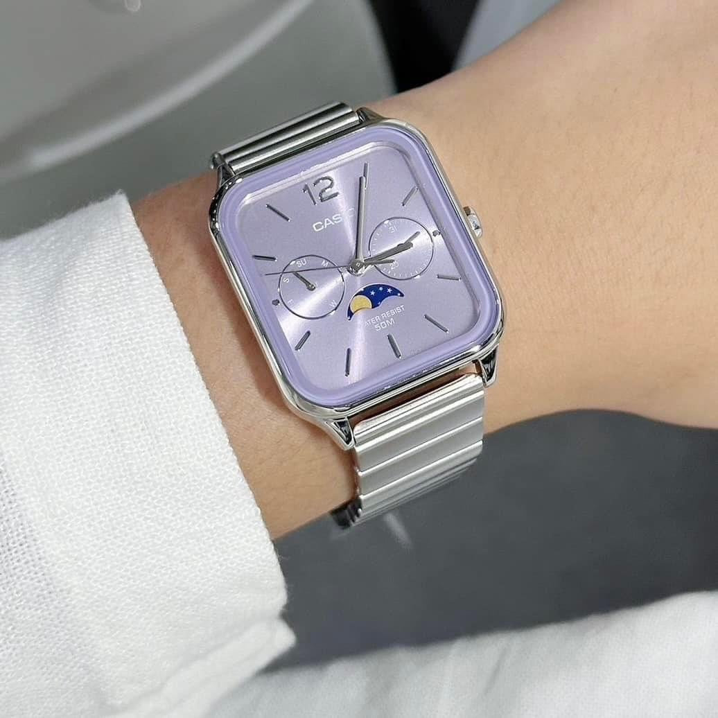 CASIO VINTAGE MOON WATCH